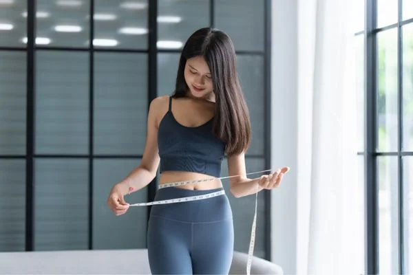 Clothing Fit Guide: Expert Tips for a Flattering Fit