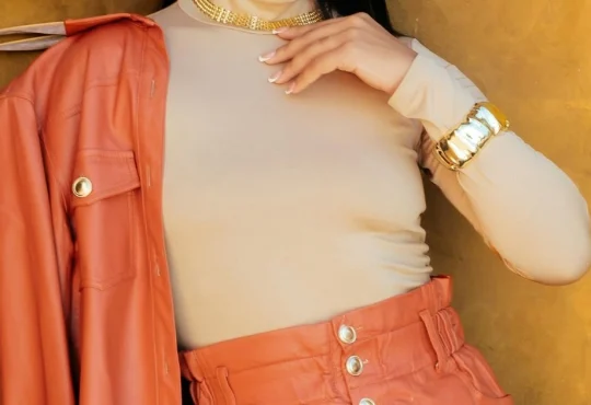 How To Style Outfits Using Perfect Color Combos